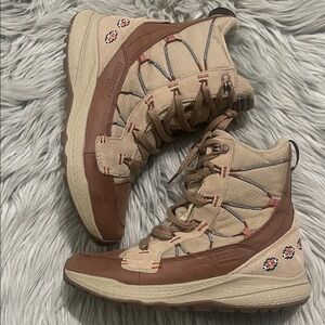 Merrell Women's Bravada Brown Winter Boots